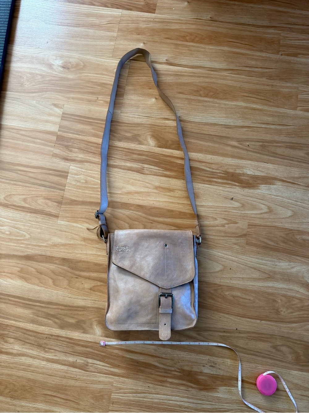 Gorgeous Bed Stu Venice Beach Metallic Crossbody Bag